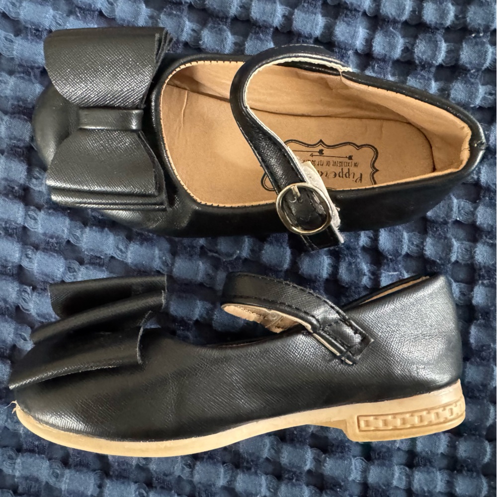 Pipperdoodles by pip squeak Black Bow Mary Jane Shoes, toddler girls size 27/9